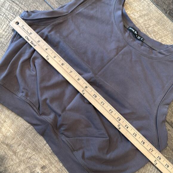 Arrive Guide Women's Athletic Yoga Crop Top Gray Size M - Picture 5 of 7